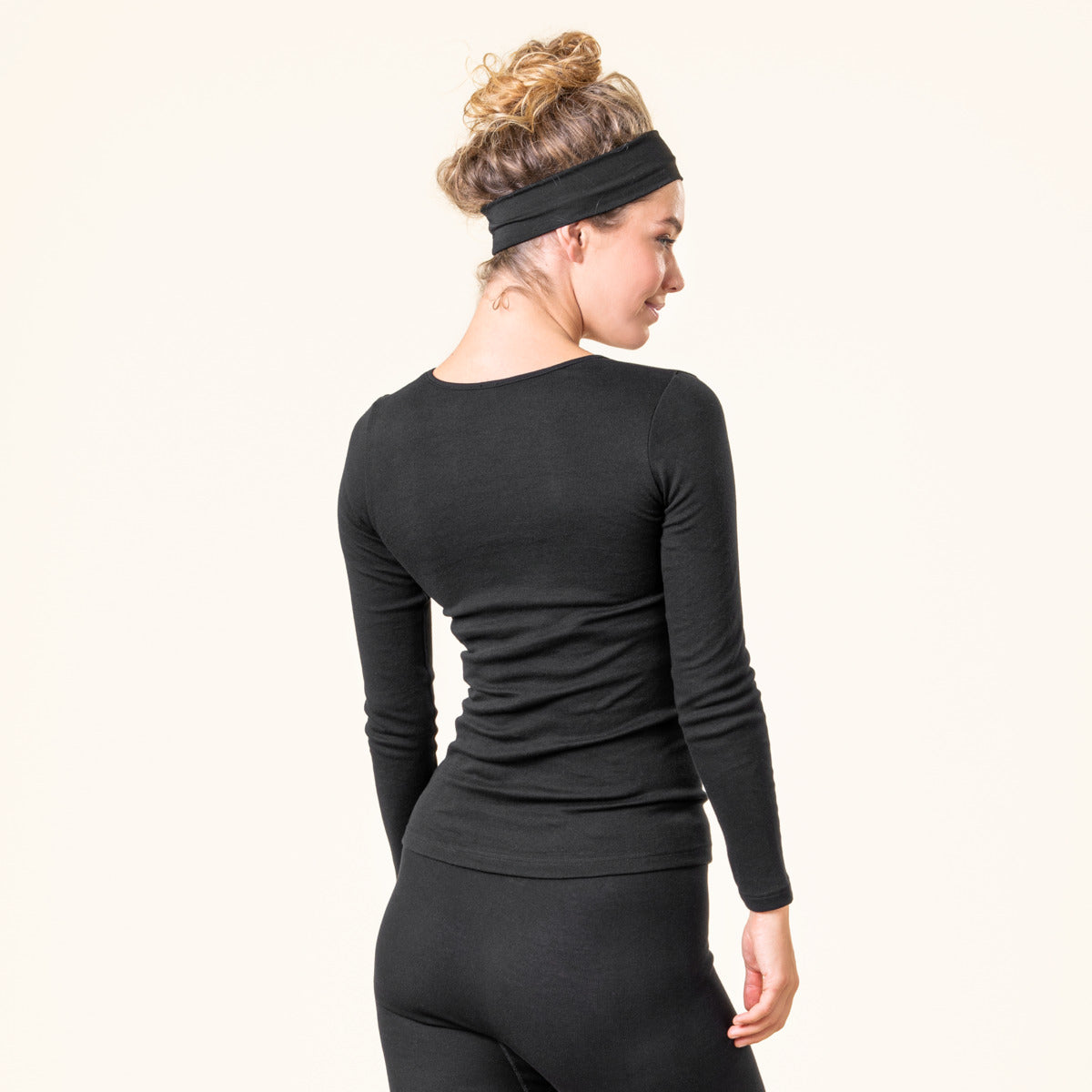 Women's organic cotton thermal long sleeve t-shirt in Black, back view