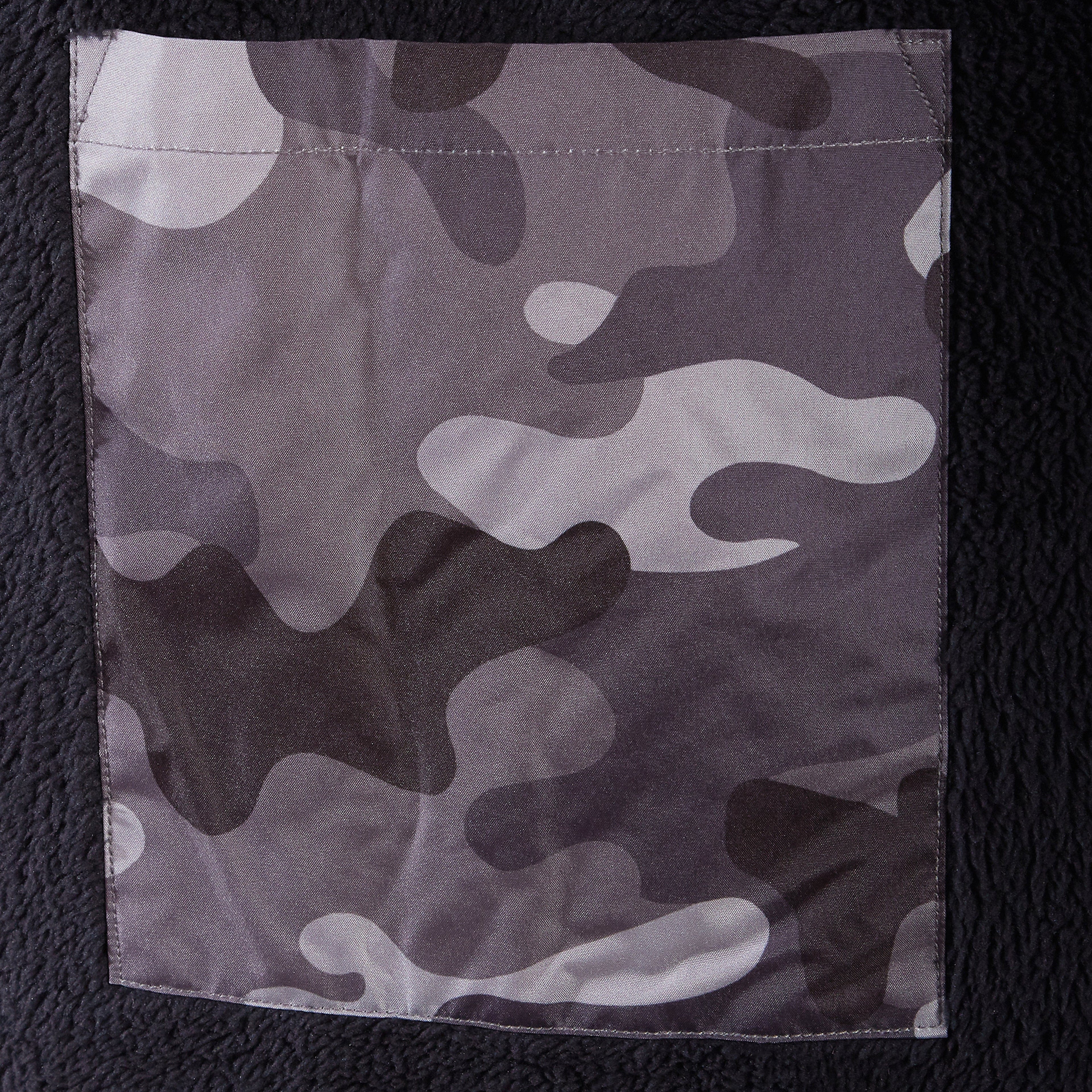 Changing Robe Kids Unisex Hooded Coat Camo/Black